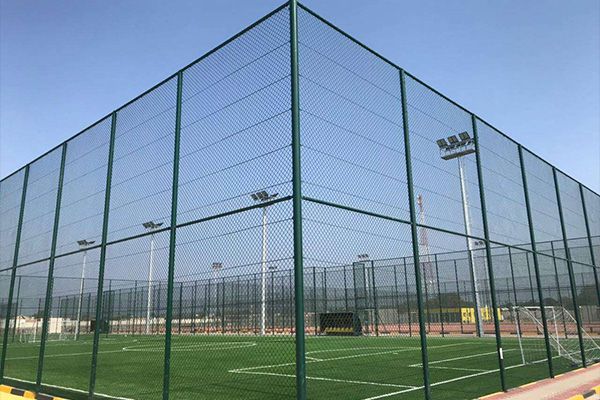 壹定发照明1000W投光灯用在迪拜的球场项目