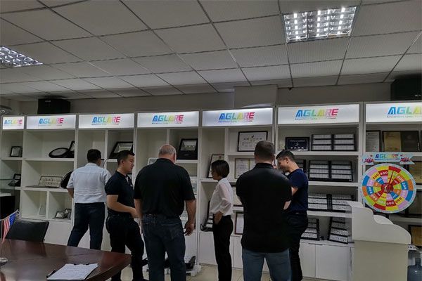 接待壹定发美国客户来造访我们！！